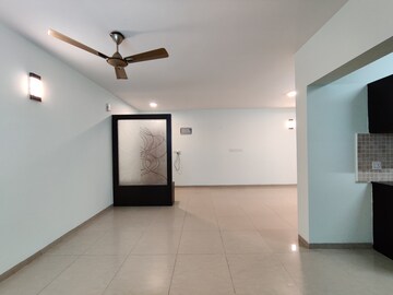 Room in 3 BHK Apartment at Nitesh Columbus Square, Bellary Road – for Rent