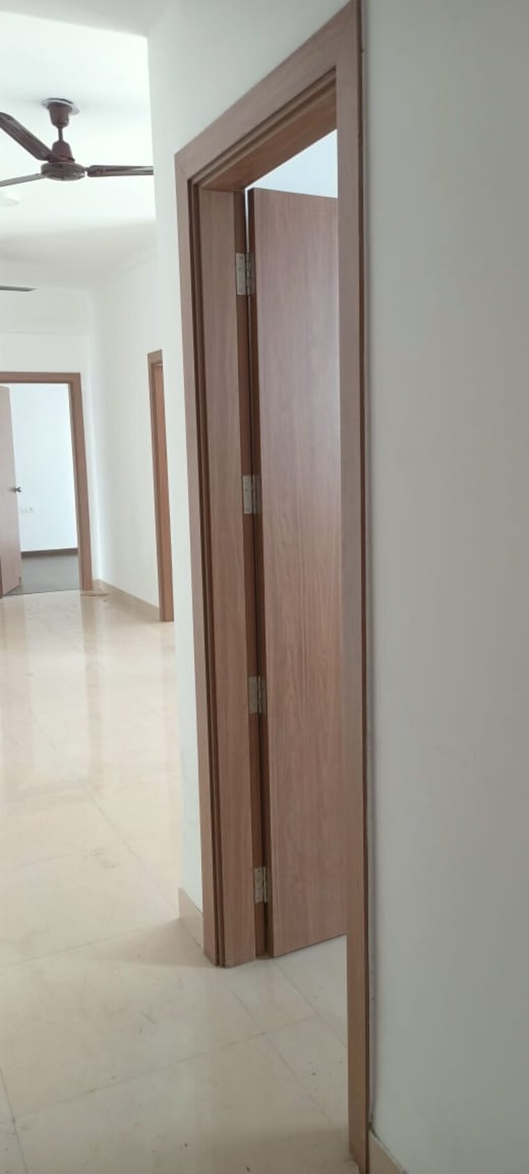 Room, amrapali-kingswood 2.5 Bedroom 945 Sq.Ft. Apartment In Sector 4 Greater Noida Greater Noida 9139623