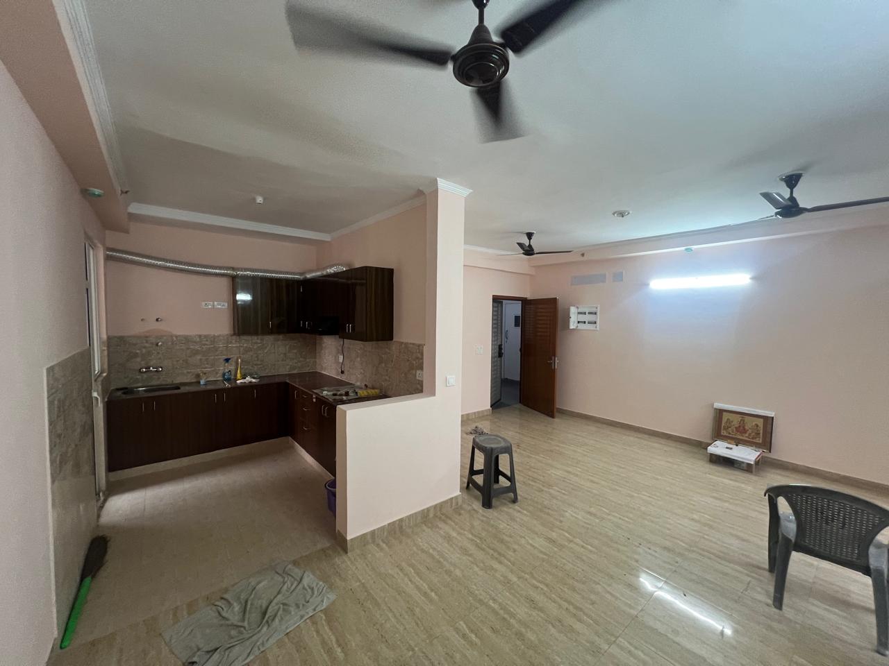 2.5 BHK 835 Sq.Ft. Apartment in Amrapali Kingswood