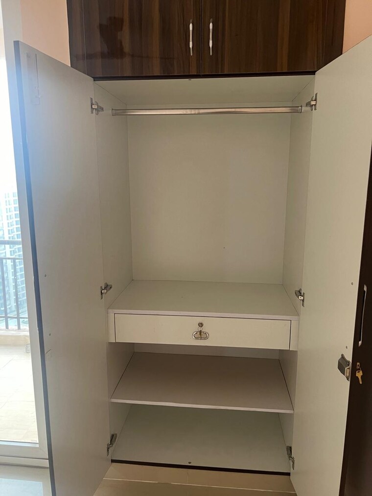 undefined, amrapali-kingswood 2.5 Bedroom 835 Sq.Ft. Apartment In Sector 4 Greater Noida Greater Noida 9139639