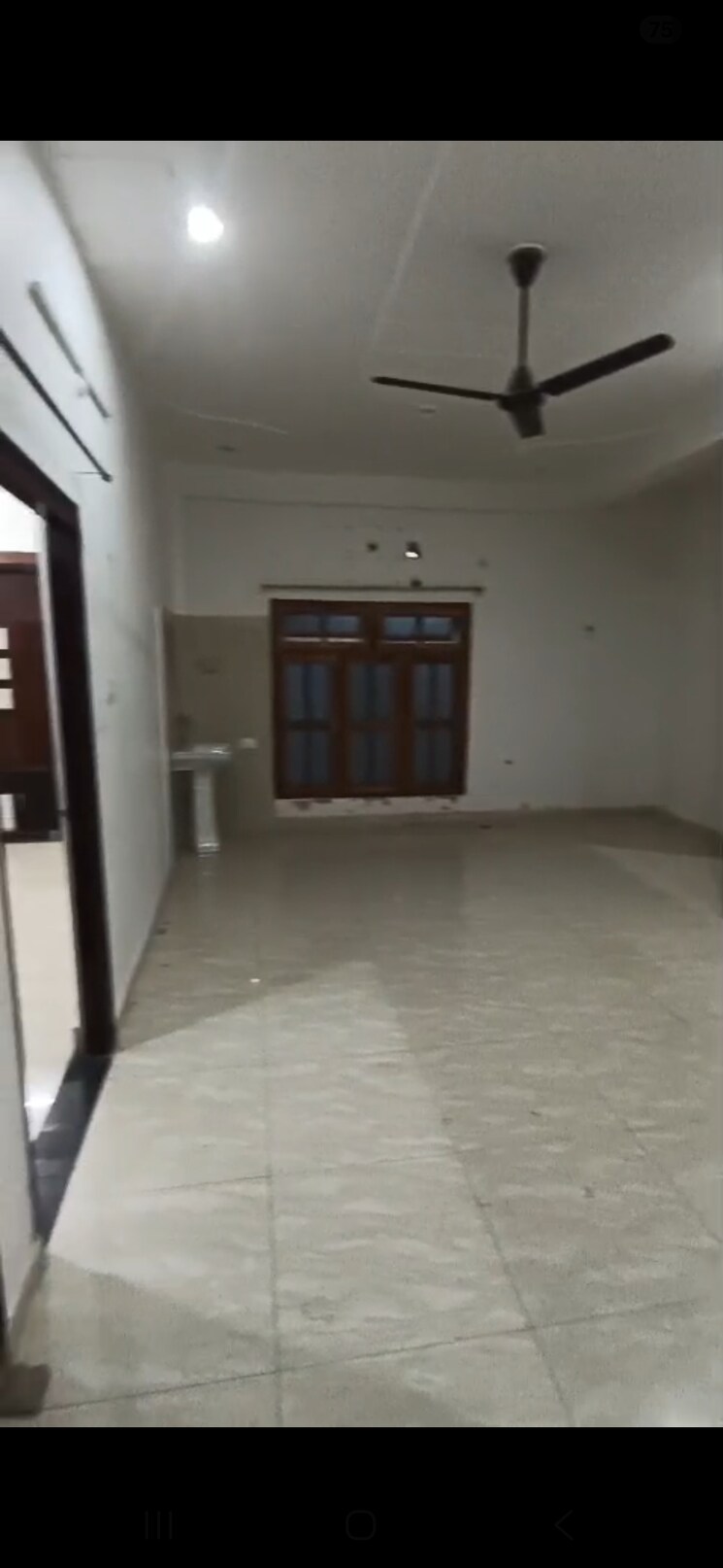 Room, sushant golf city 3 Bedroom 2000 Sq.Ft. Builder Floor In Sushant Golf City Lucknow 9139671