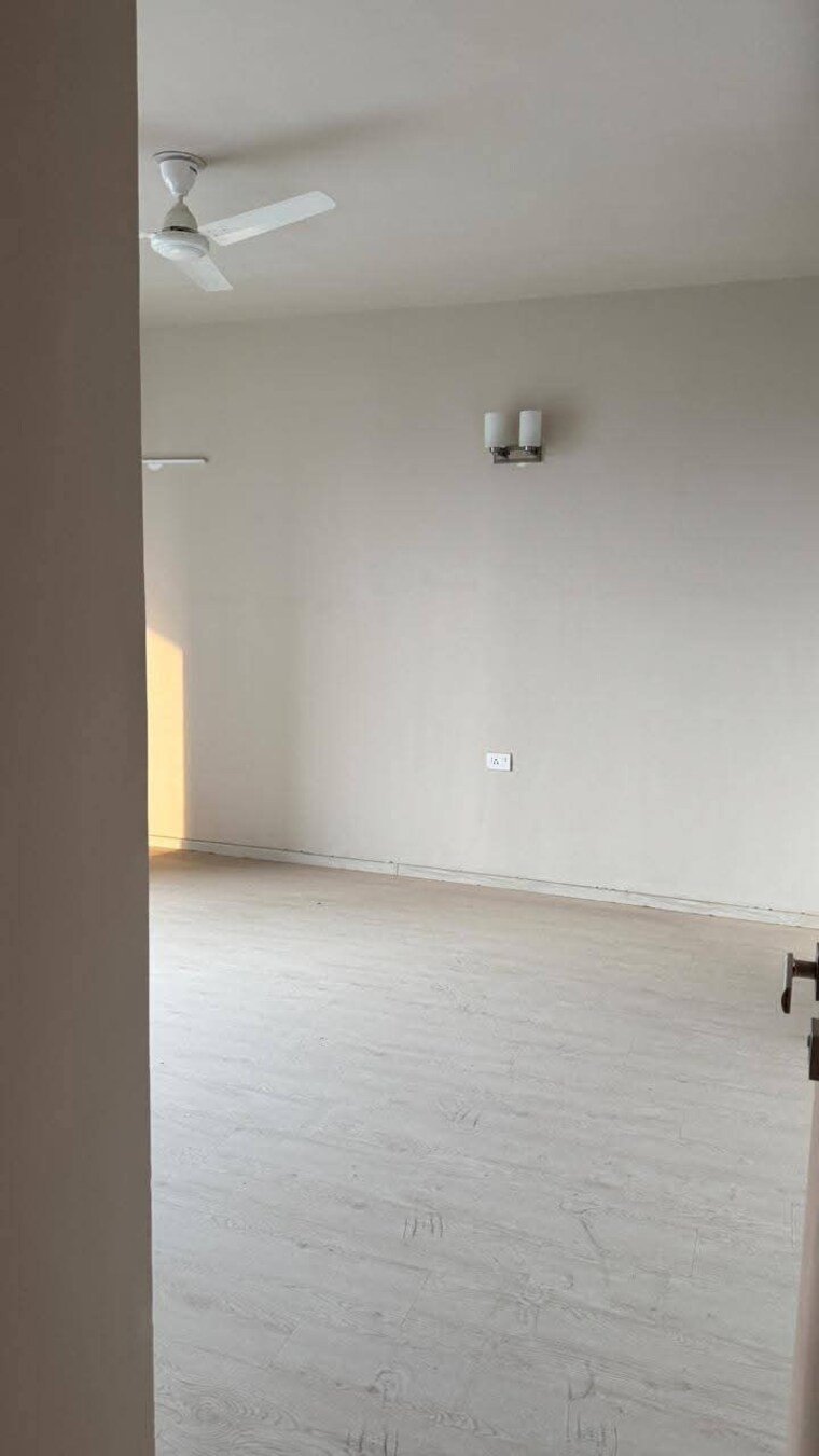 Room, m3m-sky-city 3 Bedroom 2054 Sq.Ft. Apartment In Sector 65 Gurgaon 9139696