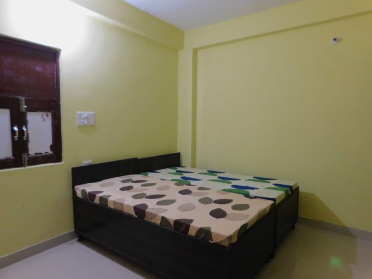 Bedroom, sector 27 2 Bedroom 2200 Sq.Ft. Independent House In Sector 27 Noida 9139705