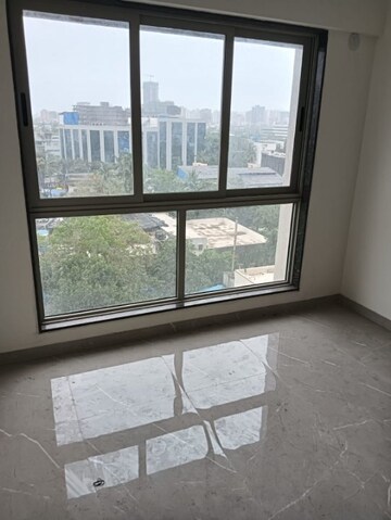 Room in 1 BHK Apartment at Veena Smart Homes, Kandivali West – for Rent