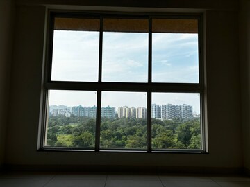 Room in 1 BHK Apartment at Mahindra Happinest Kalyan, Kalyan West – for Rent