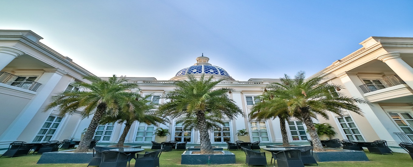 Plot For Sale in DLF Hyde Park