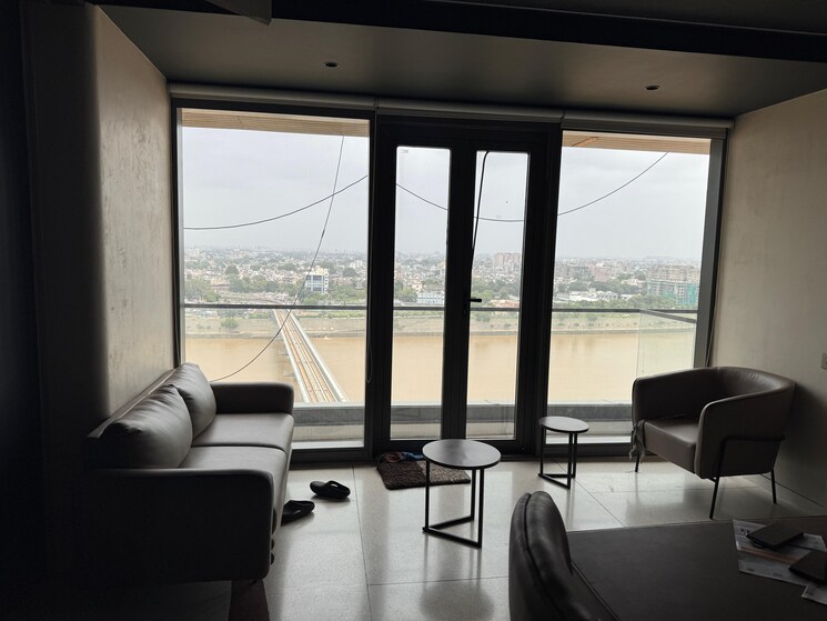 Team Area, ashram road Commercial Office Space 2000 Sq.Ft. In Ashram Road Ahmedabad 9139765