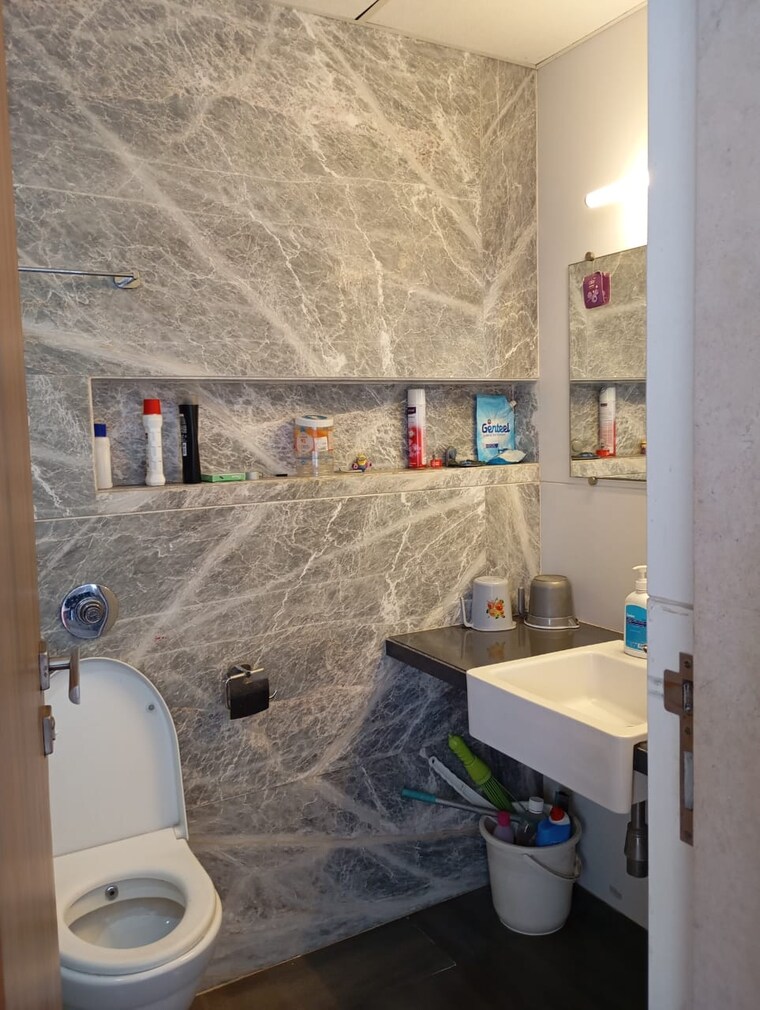 Attached Bathroom, dosti-ambrosia 3 Bedroom 1120 Sq.Ft. Apartment In Wadala East Mumbai 9139734