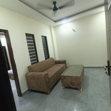Living Room in 1 BHK Builder Floor at Sector 43 – for Rent