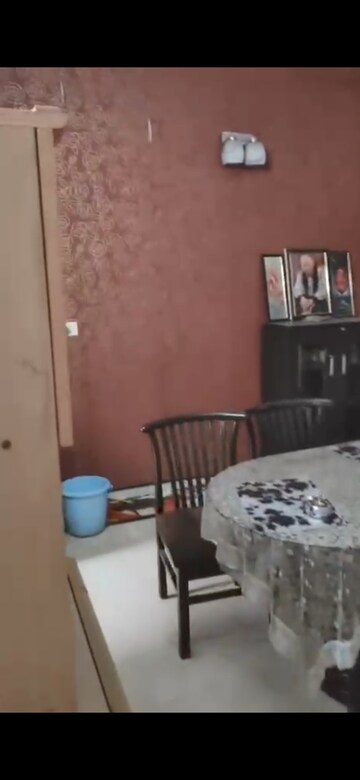 Furnished Amenities in 3 BHK Builder Floor at Sector 38 – for Rent