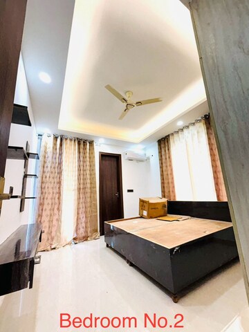 Bedroom in 3 BHK Builder Floor at Hong Kong Bazaar, Sector 57 – for Rent