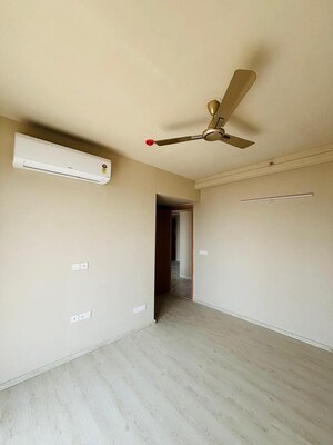 Room in 2 BHK Apartment at M3M Heights, Sector 65 – for Sale