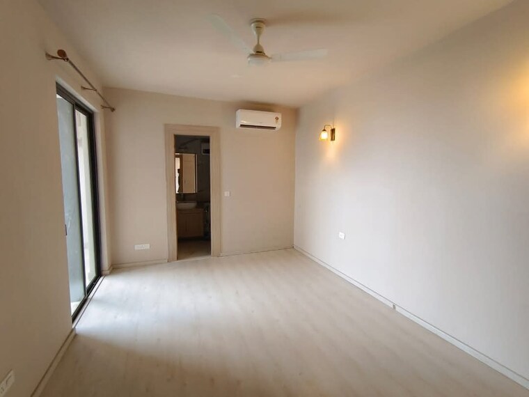 Room, m3m-heights 2 Bedroom 1261 Sq.Ft. Apartment In Sector 65 Gurgaon 9139832