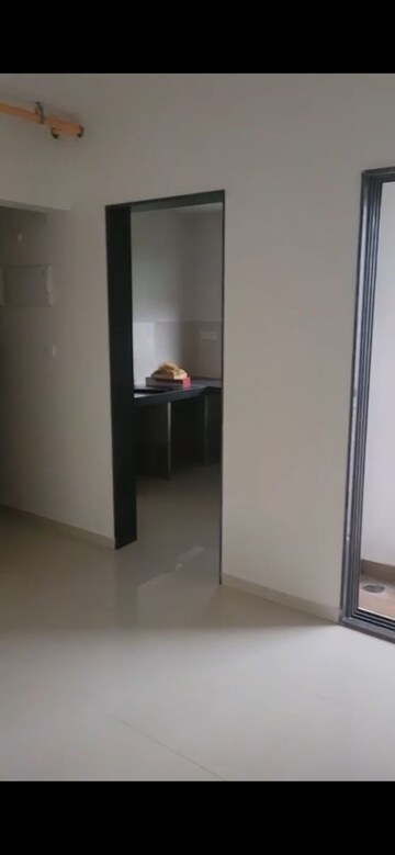 Room in 2 BHK Apartment at Runwal Eirene, Balkum Pada – for Sale