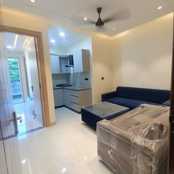 Living Room in 1 BHK Builder Floor at Sector 45 – for Rent