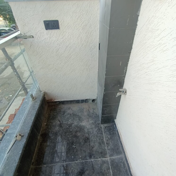 Balcony, sector 45 1 Bedroom 690 Sq.Ft. Builder Floor In Sector 45 Gurgaon 9139843