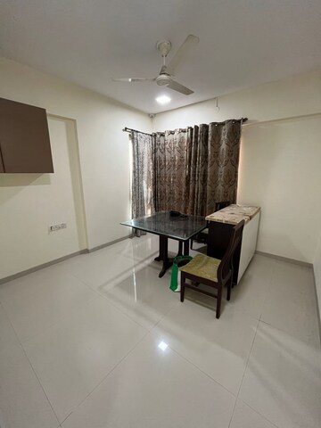Living Room in 3 BHK Apartment at Andheri West – for Rent