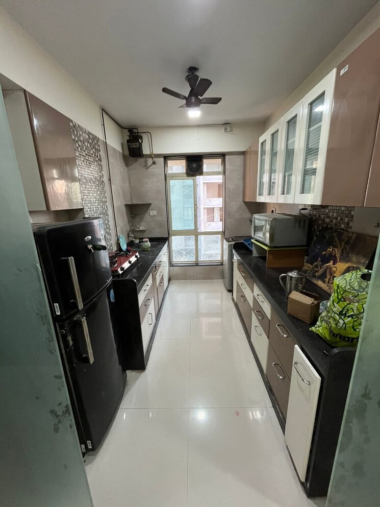 Kitchen, andheri west 3 Bedroom 1200 Sq.Ft. Apartment In Andheri West Mumbai 9139850