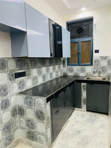 Kitchen in 4 BHK Builder Floor at Green Fields Colony – for Rent