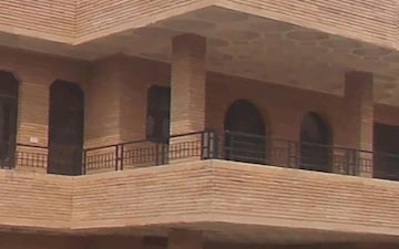 6 BHK Independent House For Sale in Sector 7