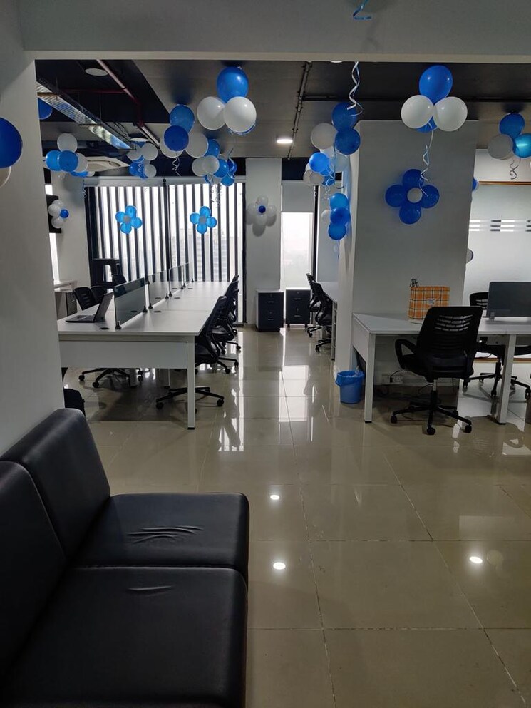 Team Area, ambli road Commercial Office Space 2500 Sq.Ft. In Ambli Road Ahmedabad 9139981