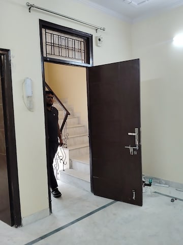 1 BHK Builder Floor For Rent in Sector 52