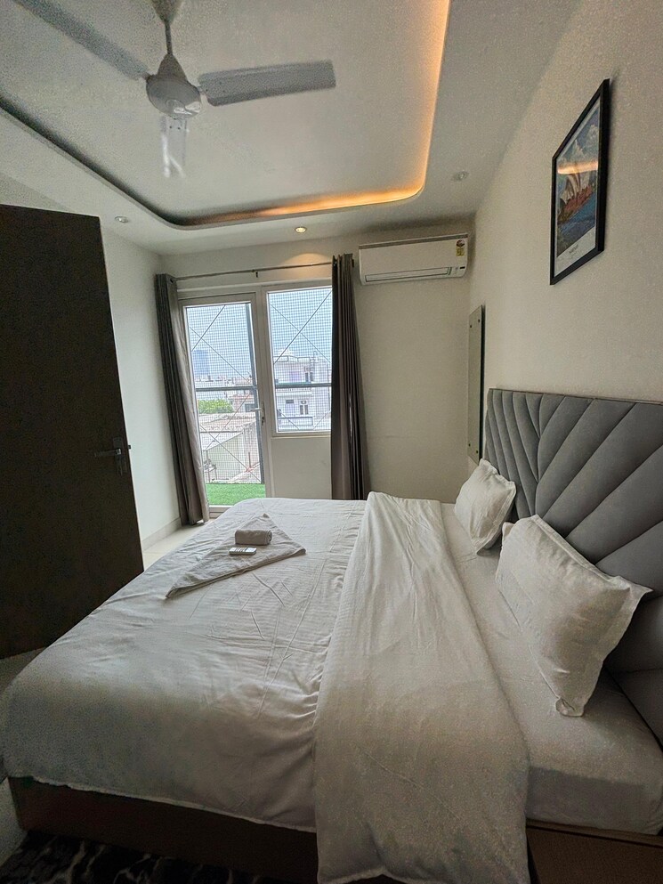 Bedroom, sector 55 1 Bedroom 704 Sq.Ft. Builder Floor In Sector 55 Gurgaon 9140022