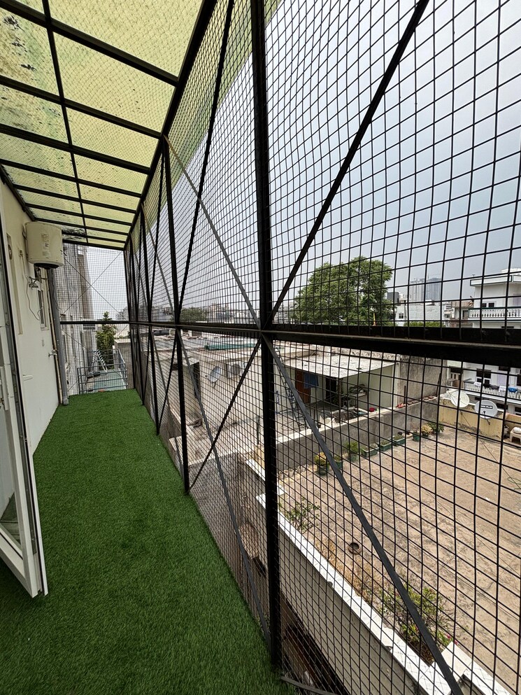 Balcony, sector 55 1 Bedroom 704 Sq.Ft. Builder Floor In Sector 55 Gurgaon 9140022