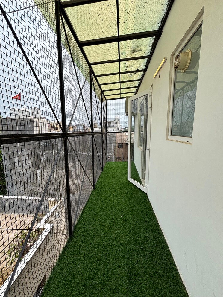 Balcony, sector 55 1 Bedroom 732 Sq.Ft. Builder Floor In Sector 55 Gurgaon 9140053