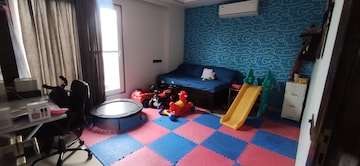 Living Room in 4 BHK Builder Floor at Palam Vihar – for Rent