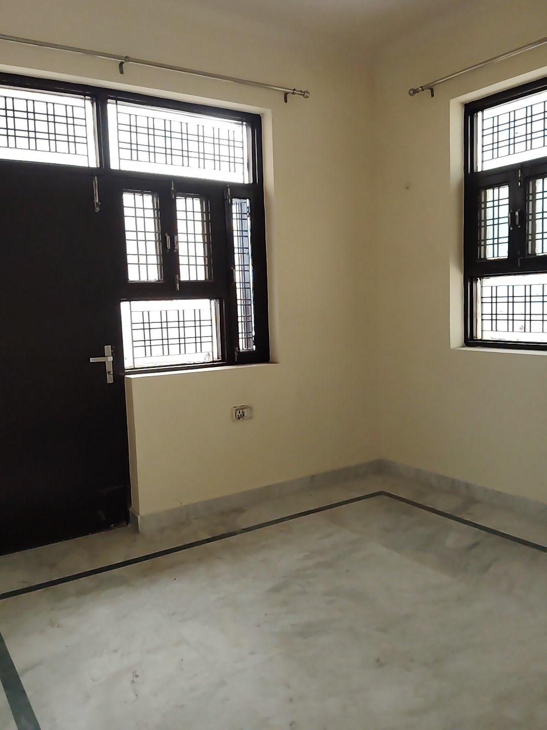2 BHK Builder Floor For Rent in Sector 46