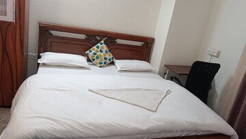 Bedroom in 1 BHK Apartment at Viridian Plaza 106 Phase 2, Sector 106 – for Rent