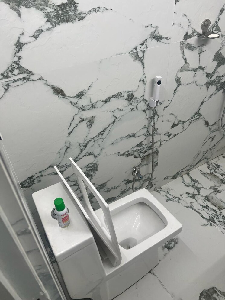 Attached Bathroom, dlf-park-place 3 Bedroom 1983 Sq.Ft. Apartment In Sector 54 Gurgaon 9140217