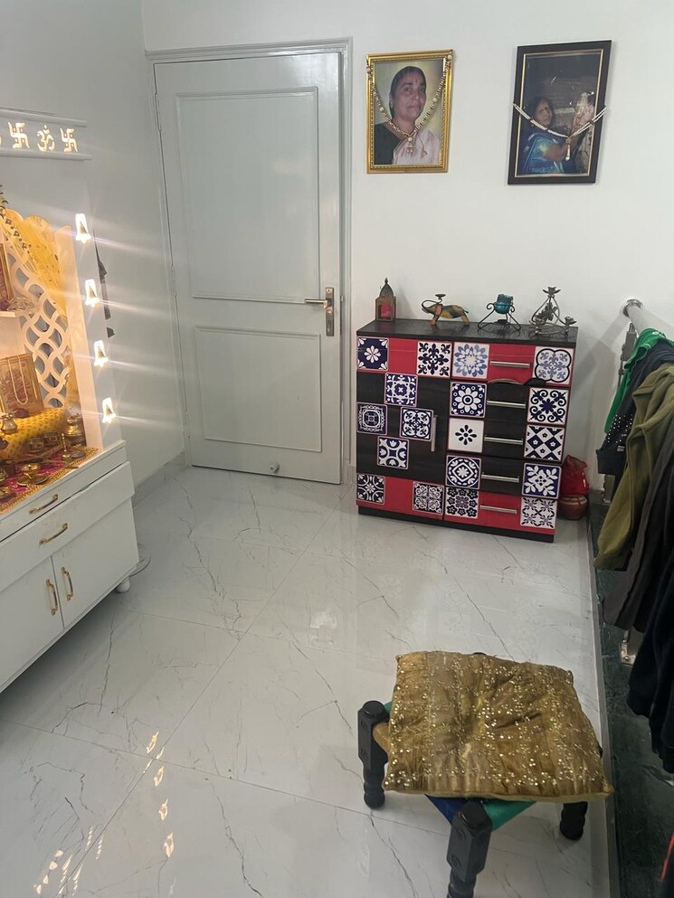 Room, dlf-park-place 3 Bedroom 1983 Sq.Ft. Apartment In Sector 54 Gurgaon 9140217