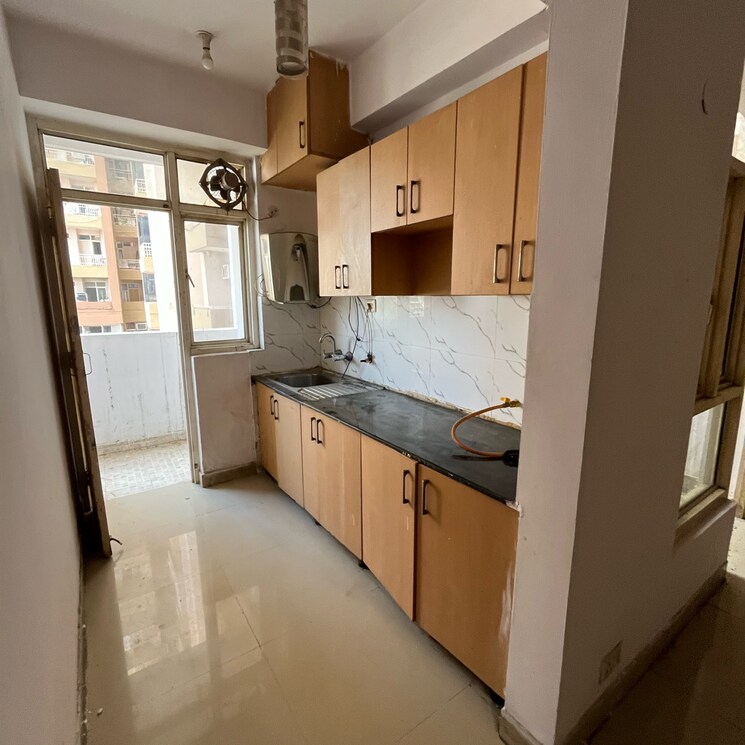 Kitchen, supertech-cape-town 2.5 Bedroom 1150 Sq.Ft. Apartment In Sector 74 Noida 9140336