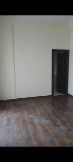 3 BHK Apartment For Sale in Amrapali Platinum