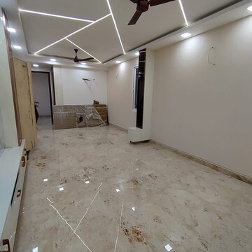 Room in 3 BHK Builder Floor at Pochanpur Colony – for Sale