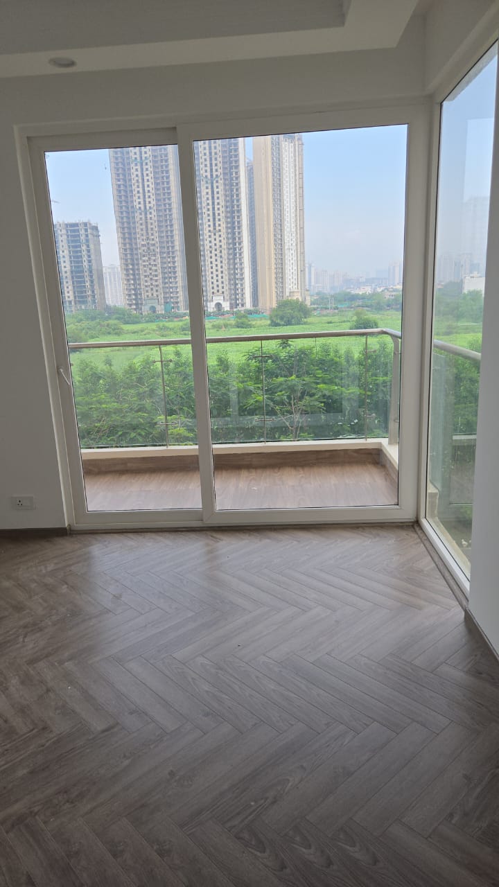 2 BHK Apartment For Rent in Ace Starlit