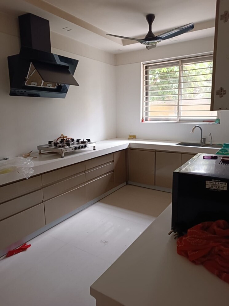 Kitchen, sangath-posh 3 Bedroom 1400 Sq.Ft. Apartment In Chandkheda Ahmedabad 9140520