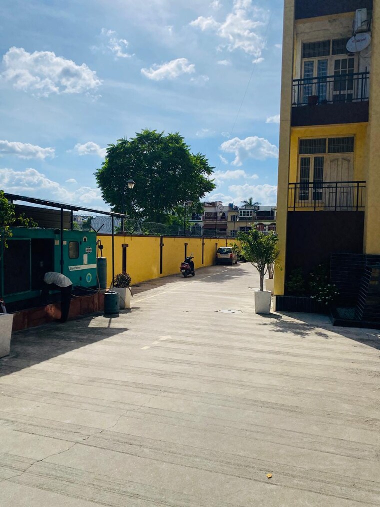  Parking, radhey-krishna-casa-green-exotica 2 Bedroom 639 Sq.Ft. Apartment In Vrindavan Yojna Lucknow 9140431