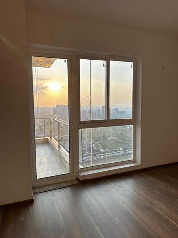 Room in 3 BHK Apartment at Conscient Hines Elevate, Sector 59 – for Sale