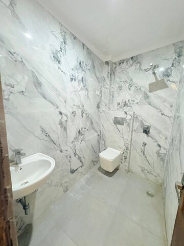 Bathroom in 1 BHK Apartment at Saket – for Rent