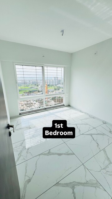 Room in 3 BHK Apartment at Rahul Downtown, Punawale – for Sale