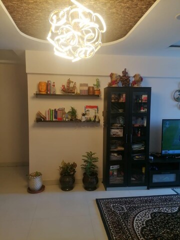 Room in 4 BHK Apartment at SMR Vinay Iconia Hyderabad, Kondapur – for Sale