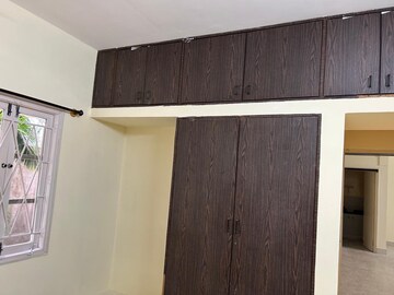 Furnished Amenities in 3 BHK Independent House at Benson Town – for Rent