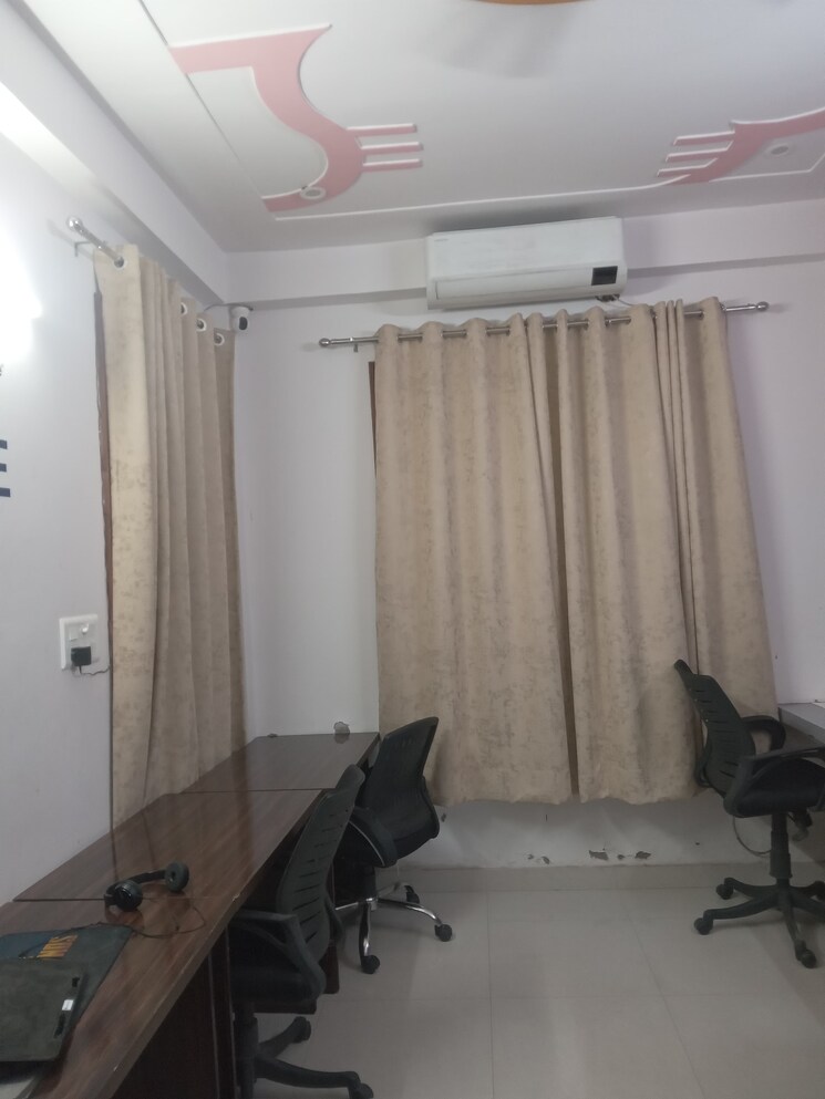 Master Bedroom, gomti nagar 3 Bedroom 1800 Sq.Ft. Villa In Gomti Nagar Lucknow 9140560