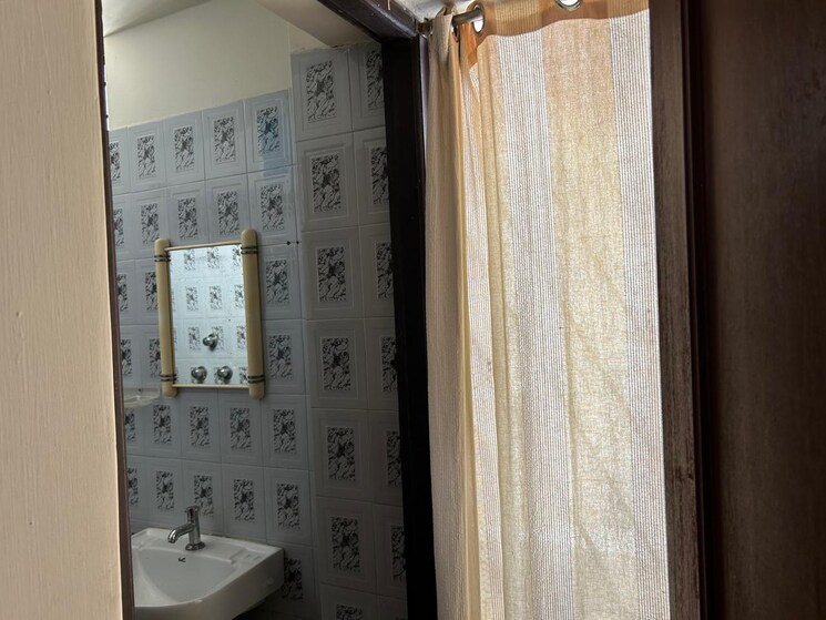 Team Area, cooke town 3 Bedroom 1800 Sq.Ft. Independent House In Cooke Town Bangalore 9140603