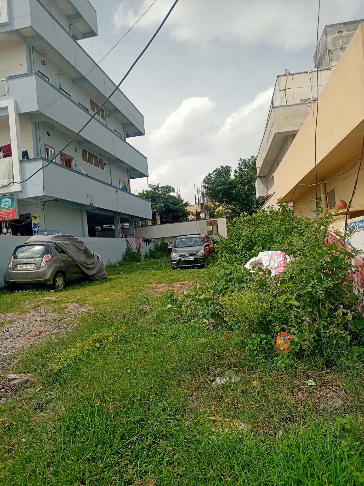 Plot For Sale in Medipalli