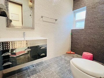 Bathroom in 3 BHK Apartment at Vasant Kunj – for Rent