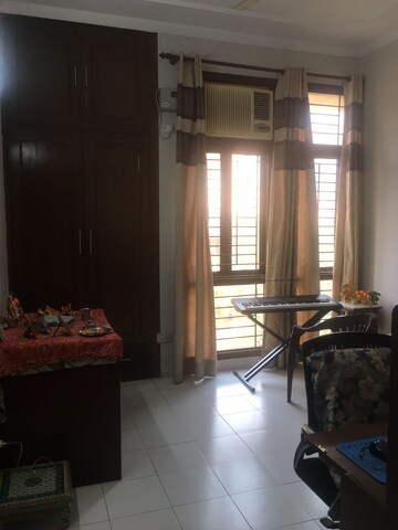 Living Room in 3 BHK Builder Floor at Sushant Lok 2, Sector 57 – for Sale